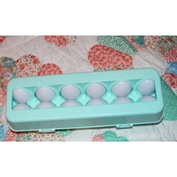 BROOKLYN LOLLIPOPS EGG SHAPE SORTERS IN PLASTIC EGG BOX - Picture 2 of 2
